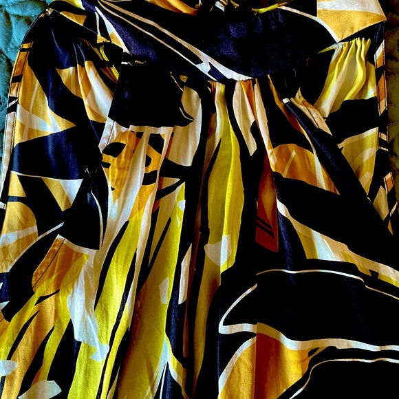 Caché 100% silk vintage Y2K Floral Halter high Neck Smocked waist top XS - Picture 6 of 7